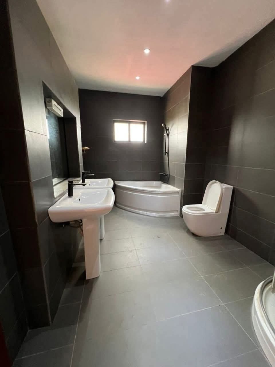 Appartement à louer, Bonadiwoto, Douala 