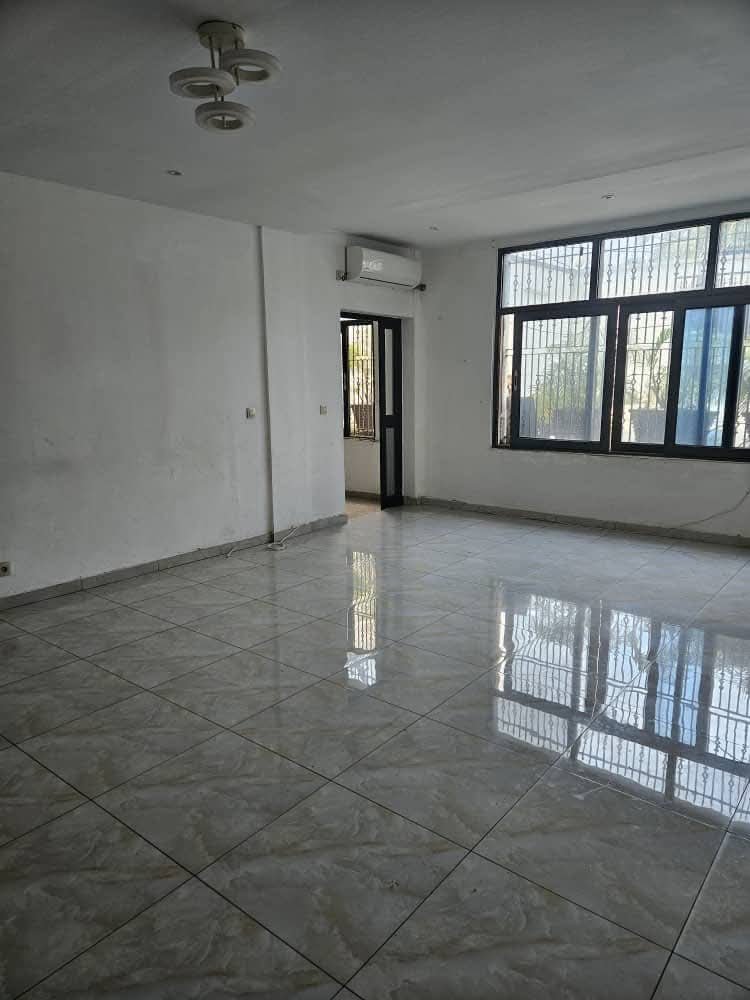 Appartement  à louer, Bonapriso, Douala 
