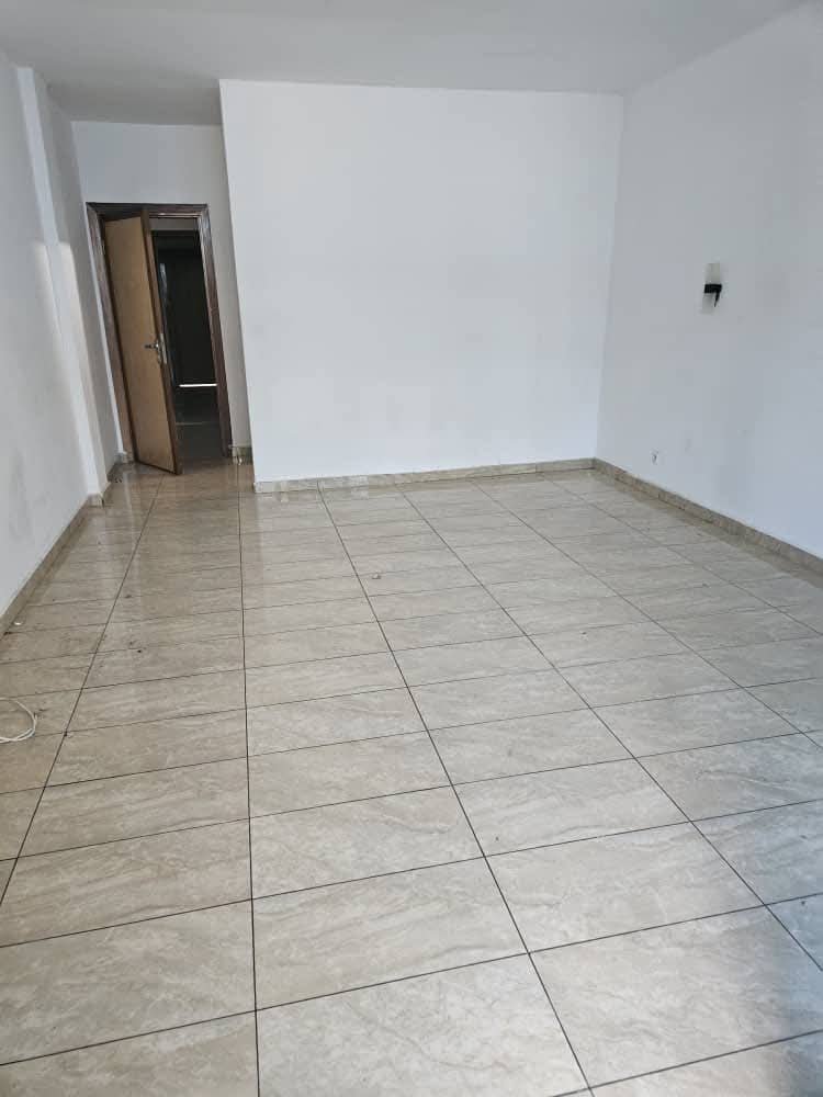 Appartement  à louer, Bonapriso, Douala 