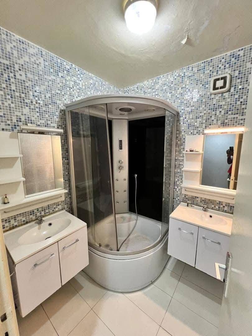 Appartement à louer, Bonanjo, Douala  