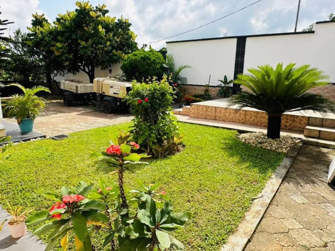 Duplex à vendre, Yassa, Douala  