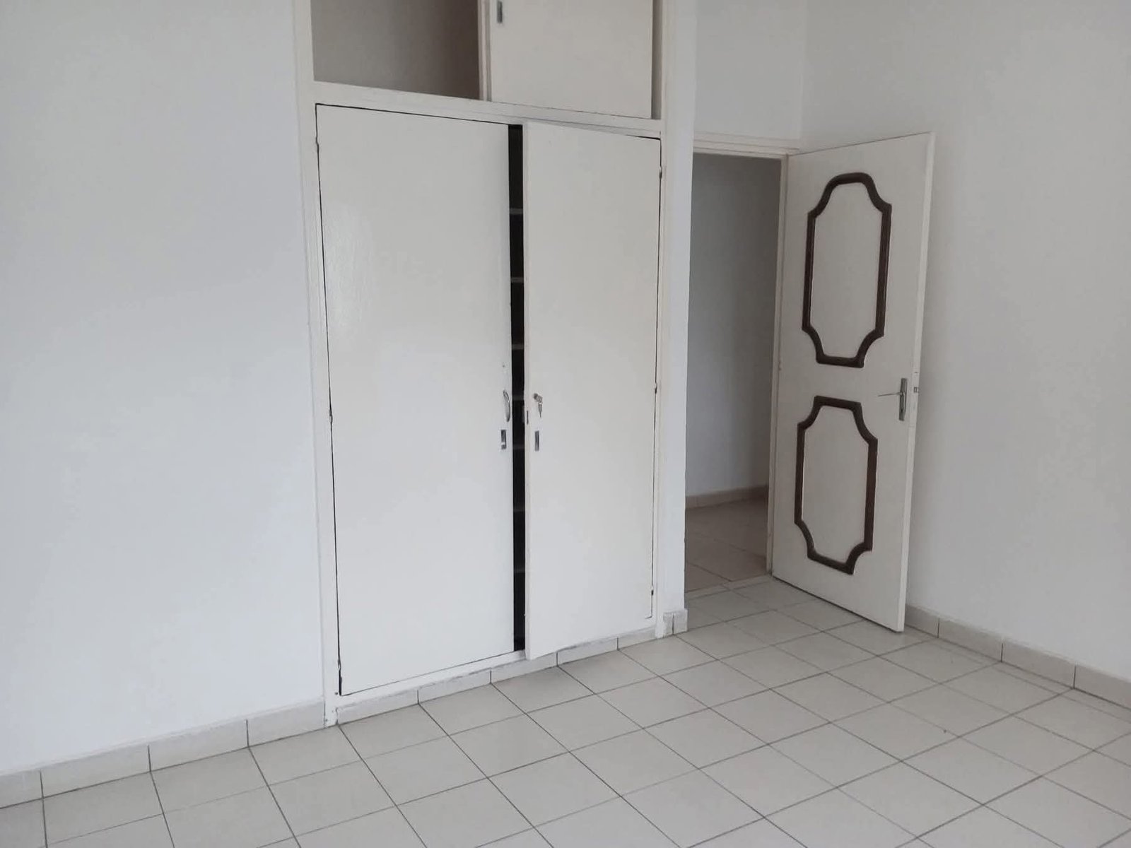 Duplex à louer, Bonapriso, Douala 