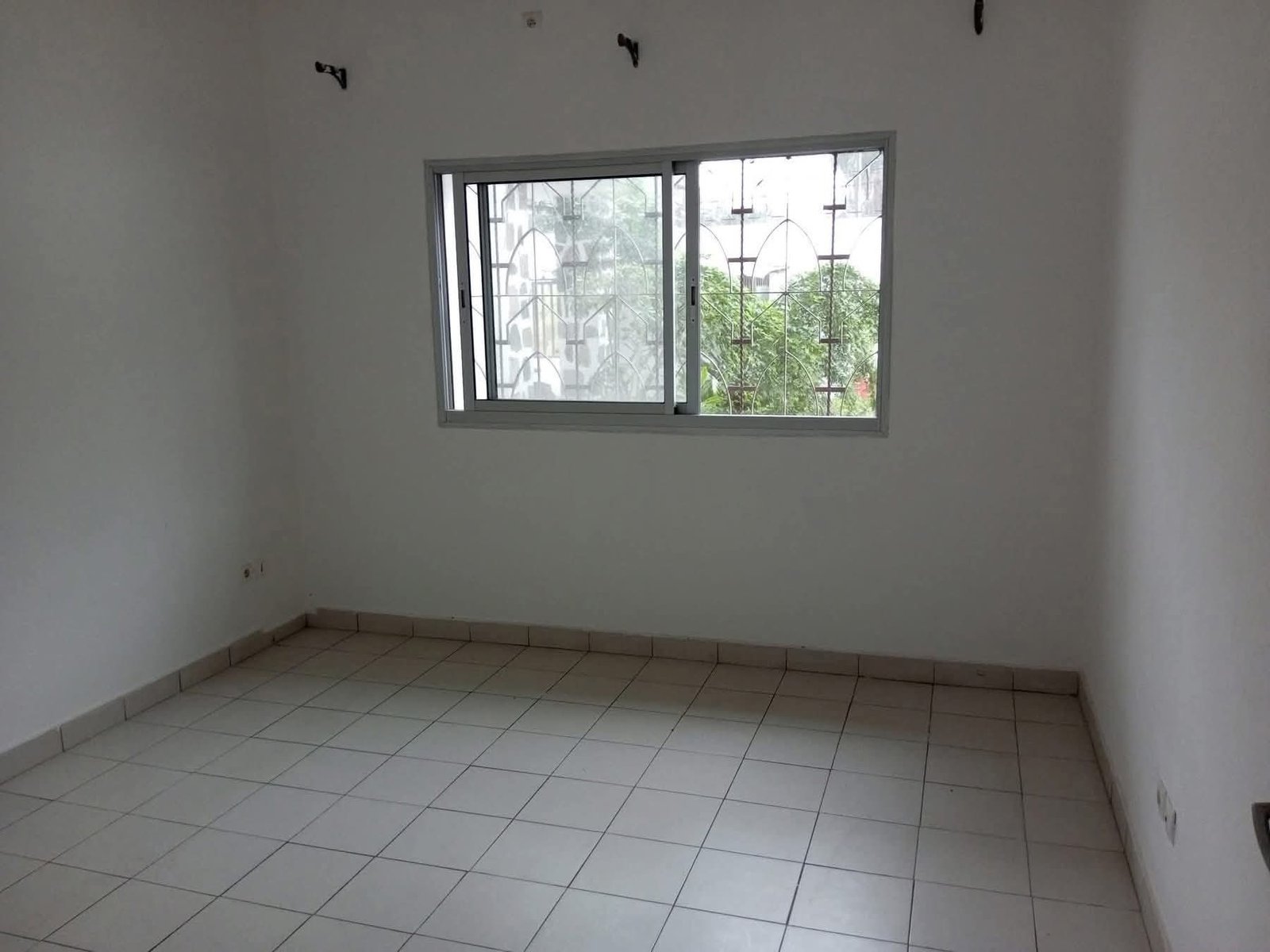 Duplex à louer, Bonapriso, Douala 