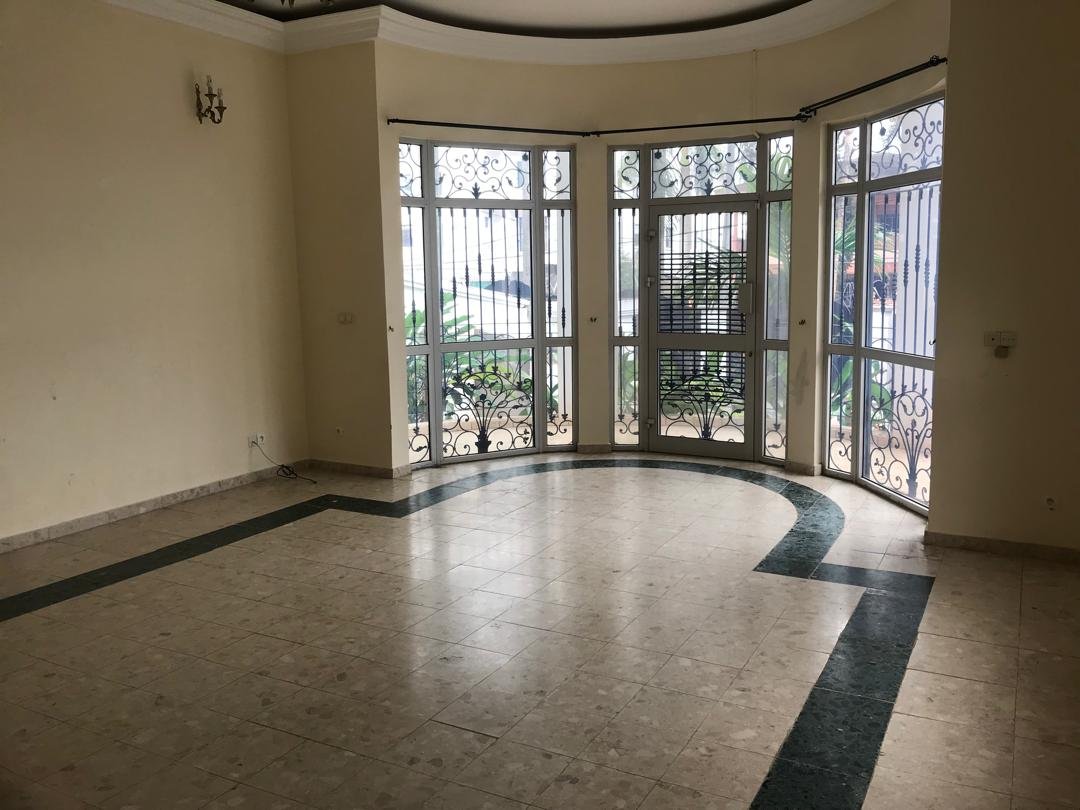 Duplex à louer, Golf, Yaoundé 
