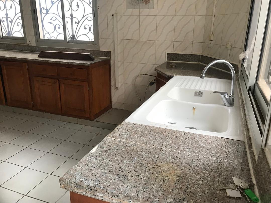 Duplex à louer, Golf, Yaoundé 