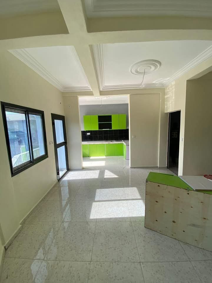 Studio à louer, Logpom, Douala 