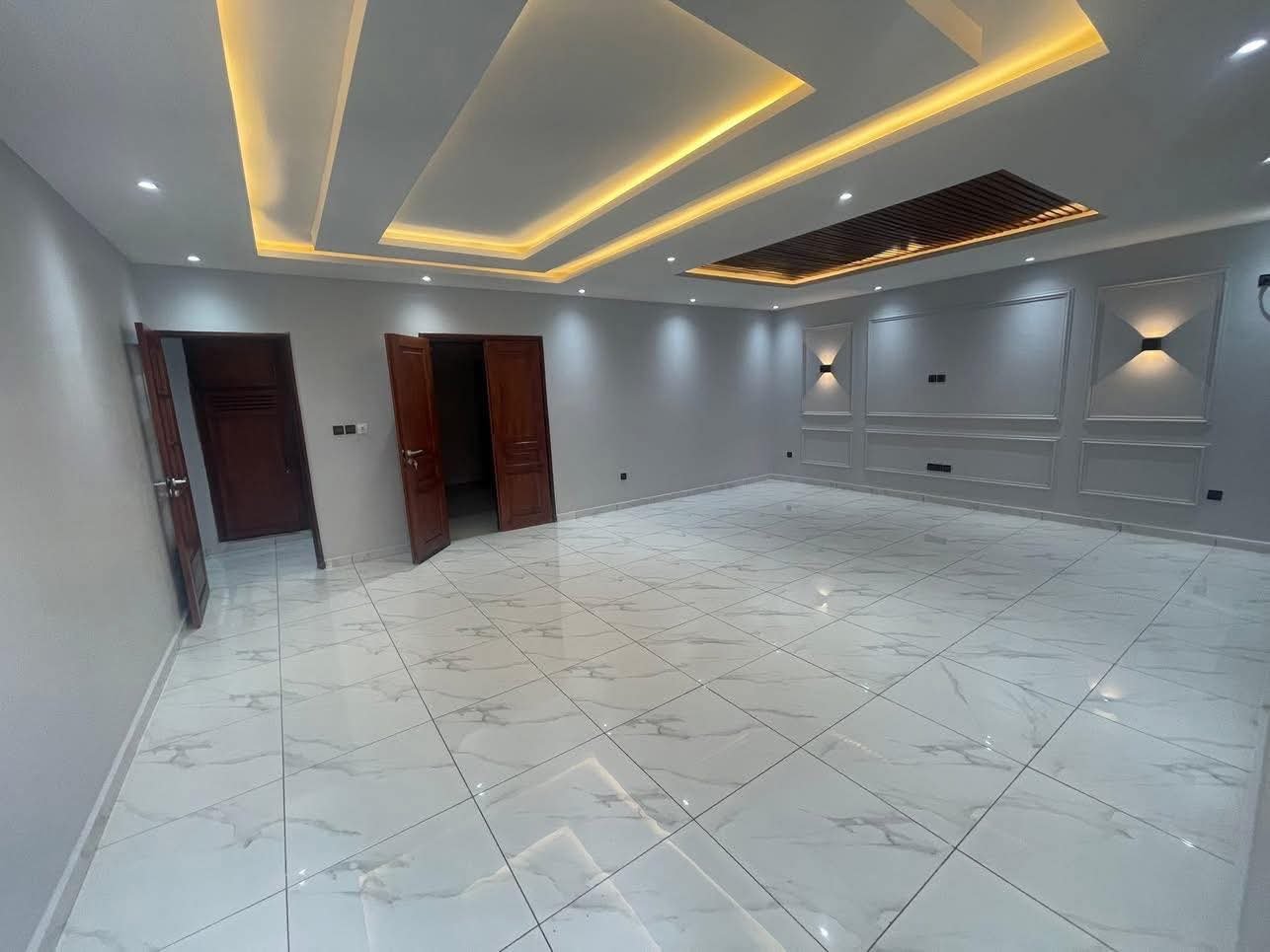 Appartement à Louer, Bonapriso, Douala