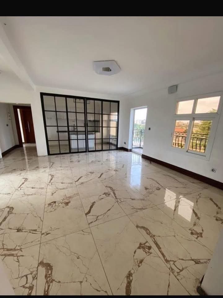 Appartement à louer, Bonapriso, Douala