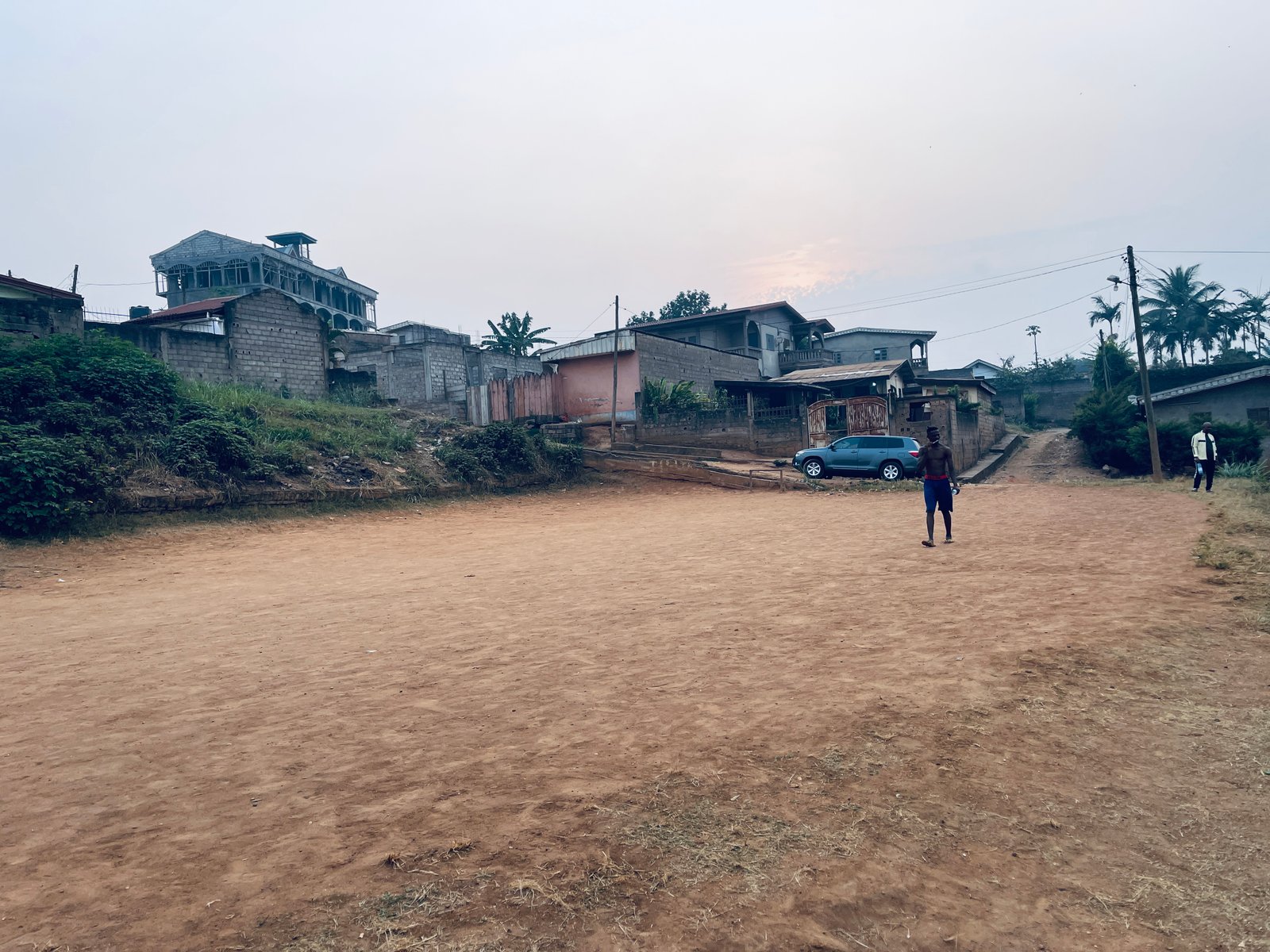 Terrain 1000 m2 à vendre à Odza