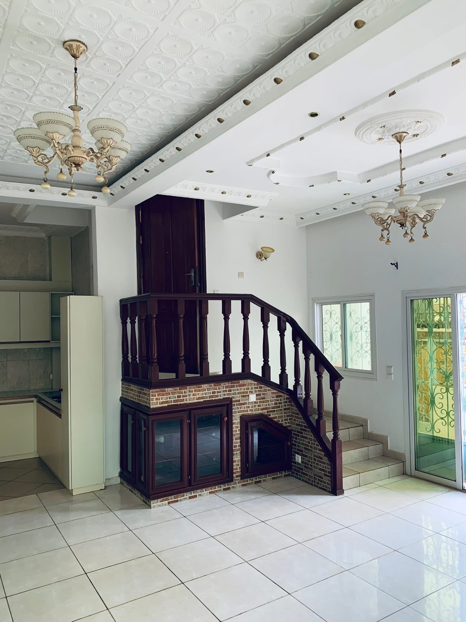 APPARTEMENT HAUT STANDING À LOUER À NSIMEYONG 