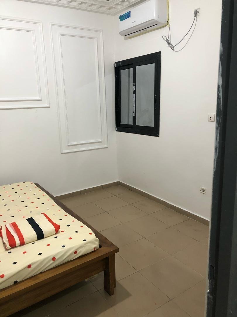 Studio Moderne semi meublé à kotto